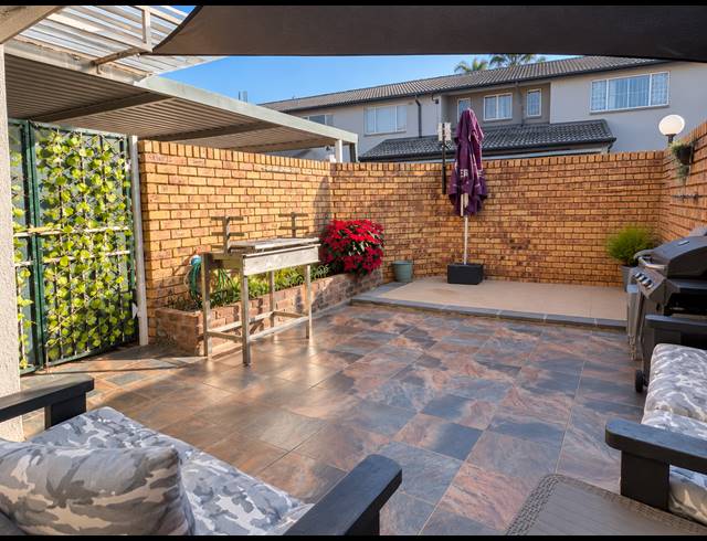 3.5 BEDROOM DUPLEX FOR SALE IN BEYERS PARK